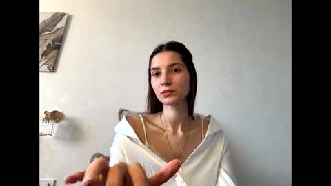 Snapshot of meralynn chatting on April 9, 3:28 pm LEVA online show from April 9, 3:28 pm