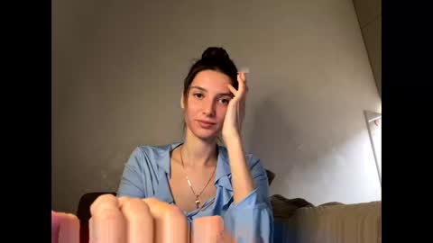 Snapshot of meralynn chatting on April 11, 8:35 pm LEVA online show from April 11, 8:35 pm
