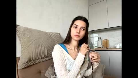 Snapshot of meralynn chatting on April 14, 8:53 am LEVA online show from April 14, 8:53 am