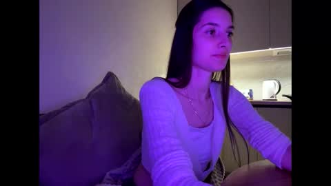 Snapshot of meralynn chatting on April 19, 6:10 pm LEVA online show from April 19, 6:10 pm