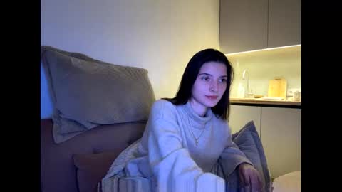Snapshot of meralynn chatting on April 29, 5:30 pm LEVA online show from April 29, 5:30 pm