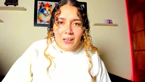 CRISTI AND MEREDIT online show from January 11, 12:59 am