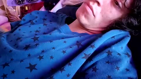 Snapshot of merelyalover chatting on March 10, 3:45 am gurlnips online show from March 10, 3:45 am