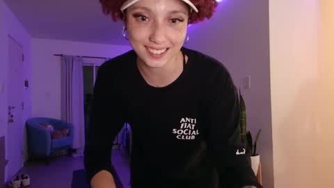 Snapshot of merida__freckles chatting on November 9, 2:10 am Miss Freckles online show from November 9, 2:10 am