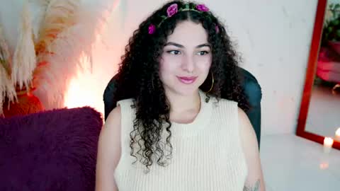 Snapshot of merida_bell18 chatting on April 30, 9:08 pm Merida Bell online show from April 30, 9:08 pm