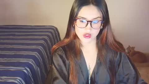 Snapshot of meridafaux_ chatting on April 21, 11:51 pm Merida online show from April 21, 11:51 pm