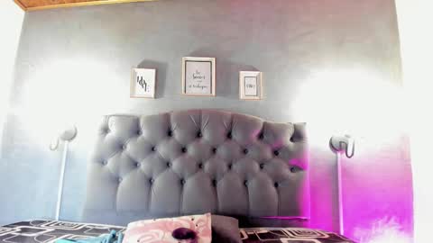 Snapshot of meridalane chatting on September 29, 1:33 am meridalane online show from September 29, 1:33 am