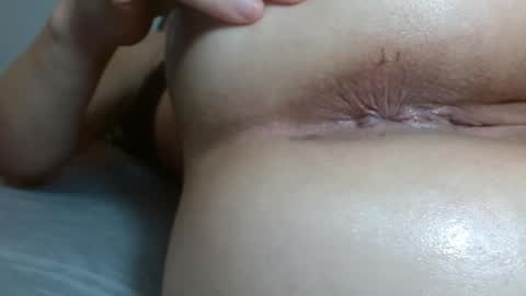 Snapshot of meriilyn_monroe724 chatting on May 7, 8:58 pm meriilyn_monroe724 online show from May 7, 8:58 pm