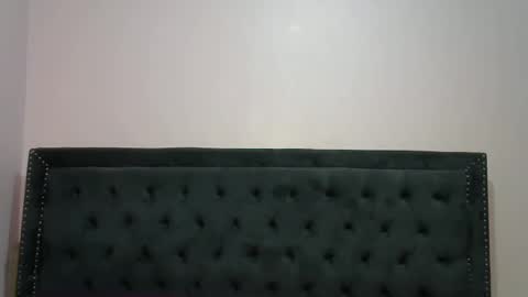 Snapshot of merlineee3 chatting on December 12, 11:18 am merlineee3 online show from December 12, 11:18 am