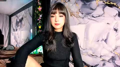 Snapshot of merlynn_ chatting on June 15, 11:40 pm Diane 3 online show from June 15, 11:40 pm