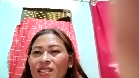 Snapshot of merry_ann123 chatting on July 16, 4:18 am merry_ann123 online show from July 16, 4:18 am