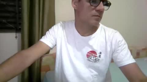 Nerd Latino online show from October 26, 10:25 pm