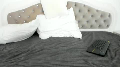 Snapshot of meryamvip1 chatting on September 12, 6:02 am Mary online show from September 12, 6:02 am