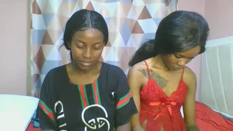 Snapshot of messyluna chatting on June 10, 7:35 pm meggy and bree online show from June 10, 7:35 pm