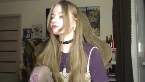 Eva online show from February 19, 3:41 pm