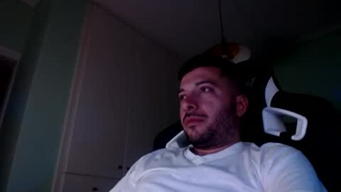 Snapshot of metalic18 chatting on September 29, 7:08 pm FunnyTimeHere online show from September 29, 7:08 pm