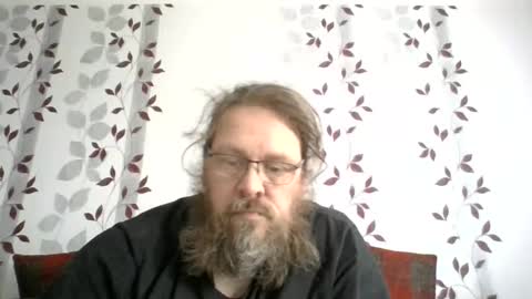 Snapshot of metallbuddy chatting on April 12, 10:31 am ask me online show from April 12, 10:31 am