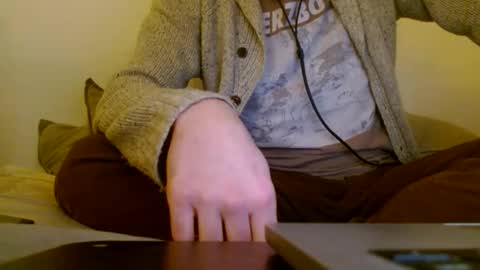 Snapshot of metaphorvision chatting on March 6, 8:38 pm Slater online show from March 6, 8:38 pm
