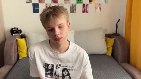 Arthur online show from March 18, 11:13 am