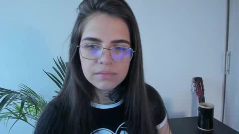 Snapshot of meurief chatting on June 5, 12:33 pm Meurif online show from June 5, 12:33 pm