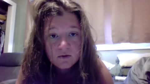 Angela online show from July 4, 3:18 pm