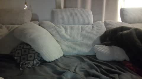 Snapshot of mew_606 chatting on May 17, 12:52 am mew online show from May 17, 12:52 am