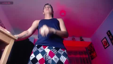 Snapshot of mexican_cum chatting on June 9, 12:33 am Jhon online show from June 9, 12:33 am