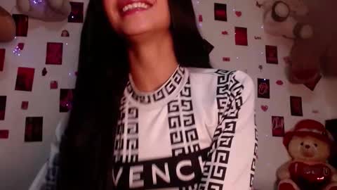 Snapshot of meygan_ chatting on October 4, 5:16 am meygan_ online show from October 4, 5:16 am