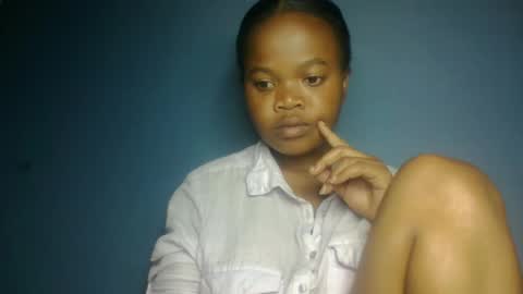 meyllah12 online show from March 8, 9:24 am