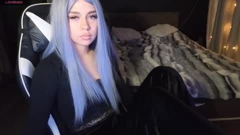Snapshot of mezzalunaa chatting on February 12, 1:22 am vollmond online show from February 12, 1:22 am