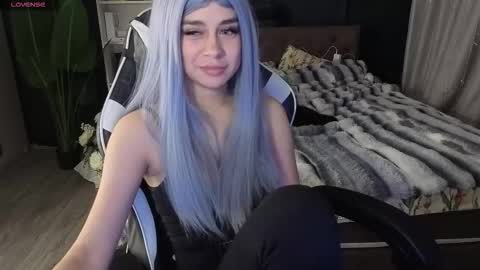 Snapshot of mezzalunaa chatting on February 14, 9:44 pm vollmond online show from February 14, 9:44 pm