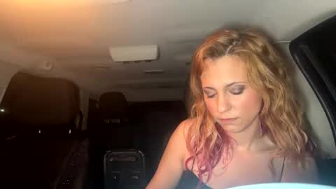 mezzy69 online show from January 23, 9:39 am