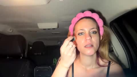 mezzy69 online show from February 13, 9:51 am