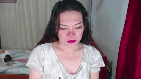 Snapshot of mhay_khalifa chatting on May 31, 10:11 pm MHAY online show from May 31, 10:11 pm
