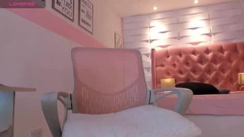 melissa online show from February 8, 9:24 am