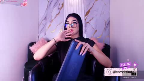 Snapshot of mhia_kate chatting on May 27, 12:13 pm Mhia Kate online show from May 27, 12:13 pm
