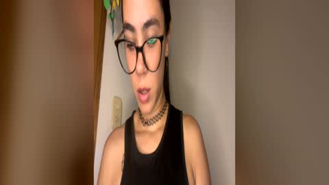 Snapshot of mia0426 chatting on July 2, 3:23 am mia0426 online show from July 2, 3:23 am
