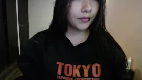 Mia zoe online show from February 26, 10:20 pm