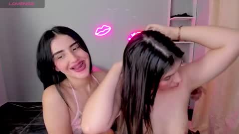 Snapshot of mia_18nice chatting on July 25, 2:31 am mia_18nice online show from July 25, 2:31 am