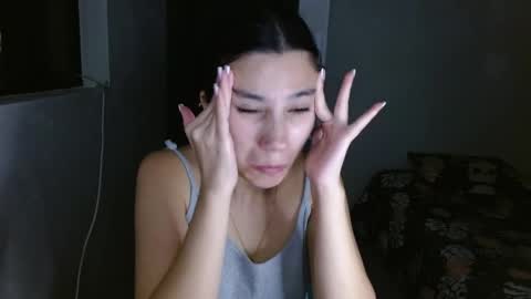 Mia online show from June 2, 4:58 am