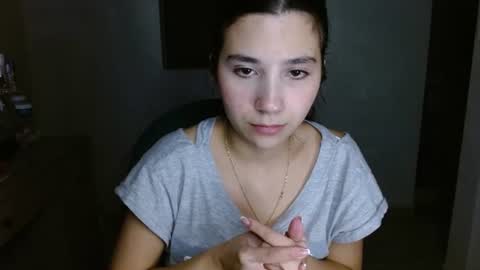 Snapshot of mia__lopez_ chatting on July 1, 2:46 am Mia online show from July 1, 2:46 am