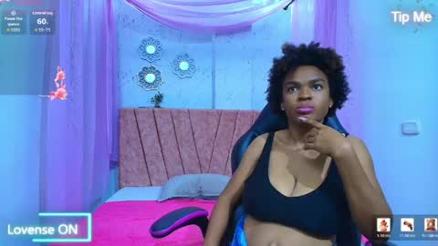 Snapshot of mia__thomson_ chatting on May 1, 3:33 am MIA online show from May 1, 3:33 am