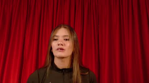 Mia Benett  online show from April 4, 2:58 pm