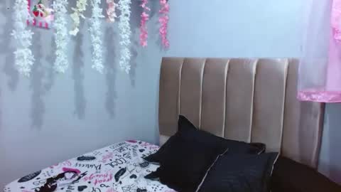 mia_brown69 online show from June 5, 2:18 am