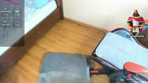 Snapshot of mia_choo chatting on May 12, 6:21 am Ami online show from May 12, 6:21 am