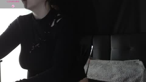 Golden ones online show from March 14, 3:39 pm