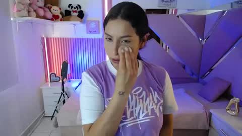 mia_garcia28 online show from February 4, 8:47 pm