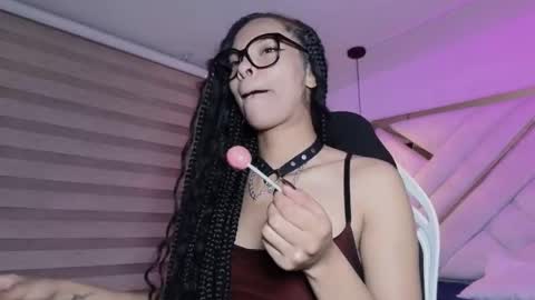 Mia online show from March 4, 3:12 am