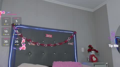 Snapshot of mia_gomez52 chatting on May 5, 1:41 pm mia online show from May 5, 1:41 pm
