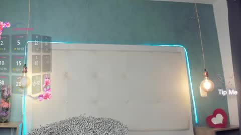 Snapshot of mia_gomez52 chatting on May 20, 2:01 pm mia online show from May 20, 2:01 pm